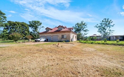 279 Eighth Avenue, Llandilo NSW 2747